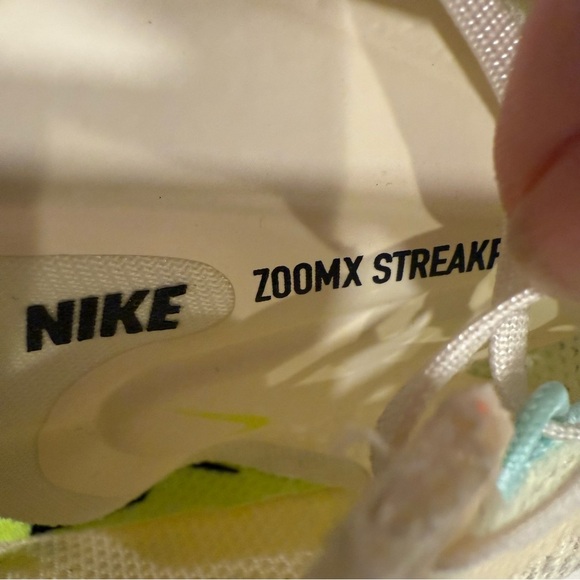 Nike ZoomX Streakfly Coconut Milk Volt Running Shoes DX3415 100 Men’s Sz 9 NEW - Picture 14 of 14
